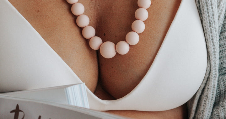Quels sont les gestes de palpation à réaliser pour contrôler sa poitrine face au cancer du sein.
