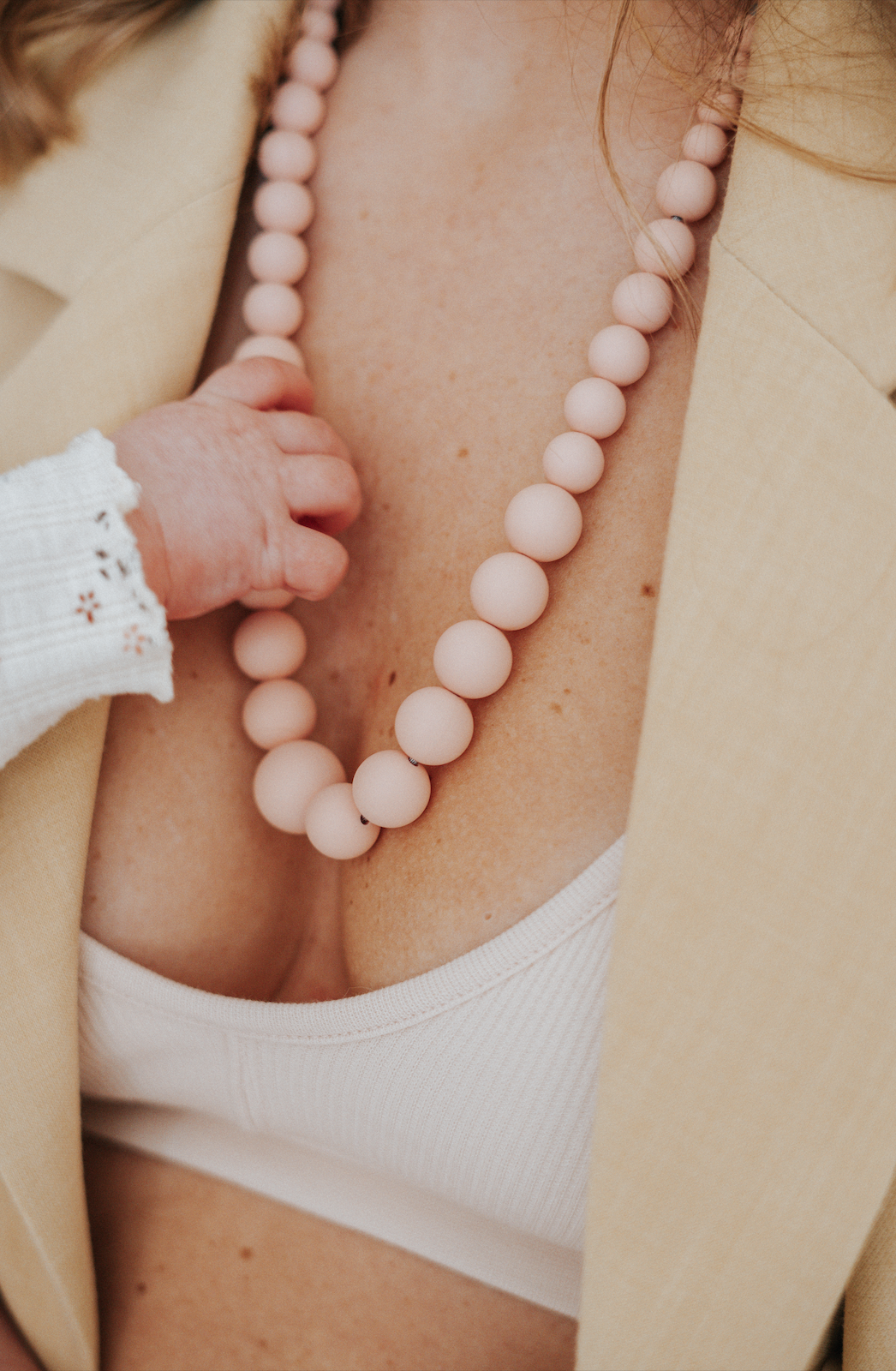 Constance| Collier allaitement, portage et dentition - MintyWendy