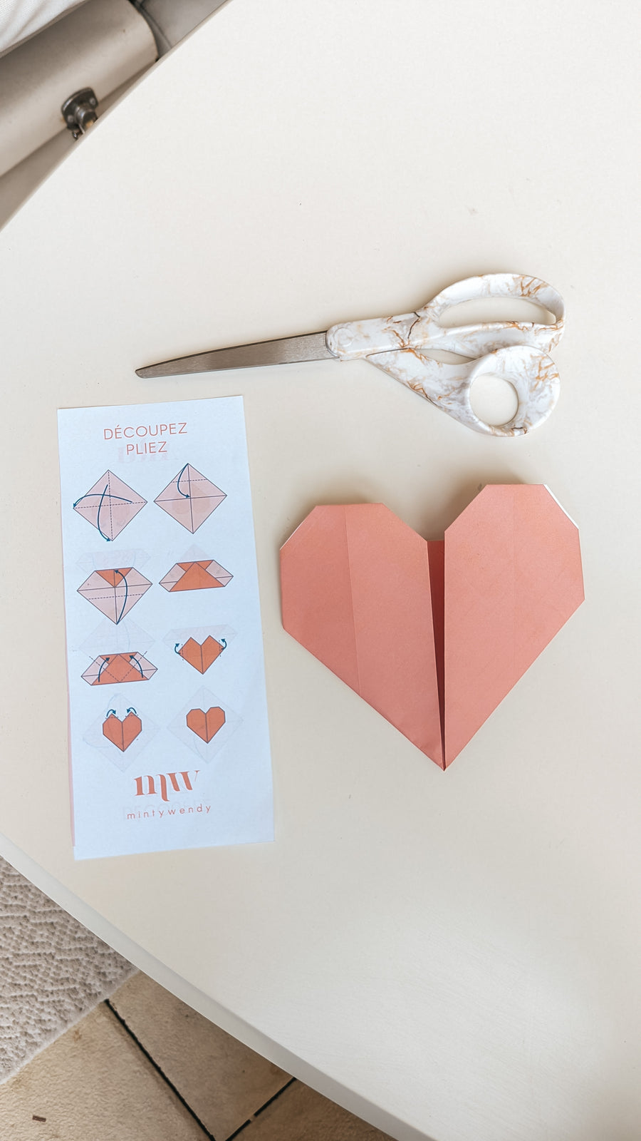 Origami Cœur - DIY carte de vœux - PDF GRATUIT - MintyWendy