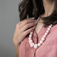Constance| Collier allaitement, portage et dentition - MintyWendy