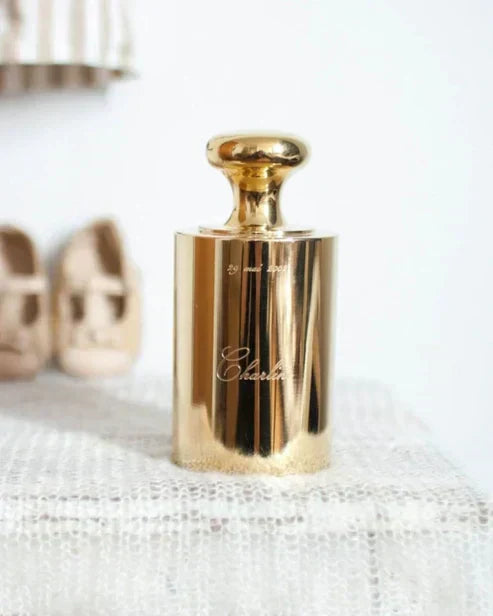 Le cadeau de naissance prestigieux qui marque une vie : l’Objet Précieux Mon Petit Poids