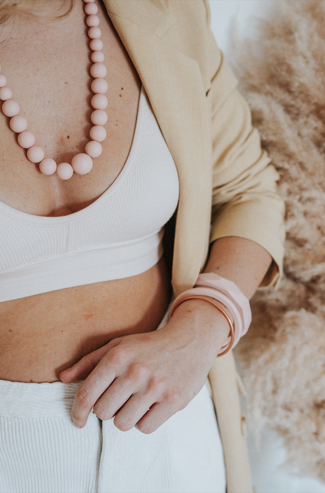 Constance| Collier allaitement, portage et dentition - MintyWendy