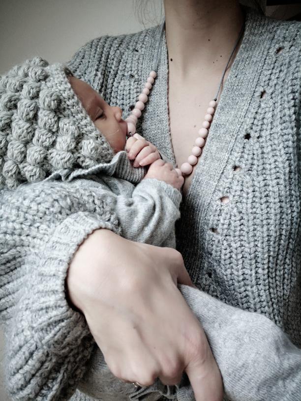 Constance| Collier allaitement, portage et dentition - MintyWendy