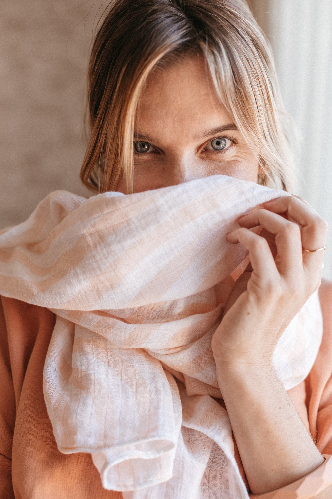 Anneau de dentition se transforme en collier - Arche blanc et rose - MintyWendy Anneau Seul
