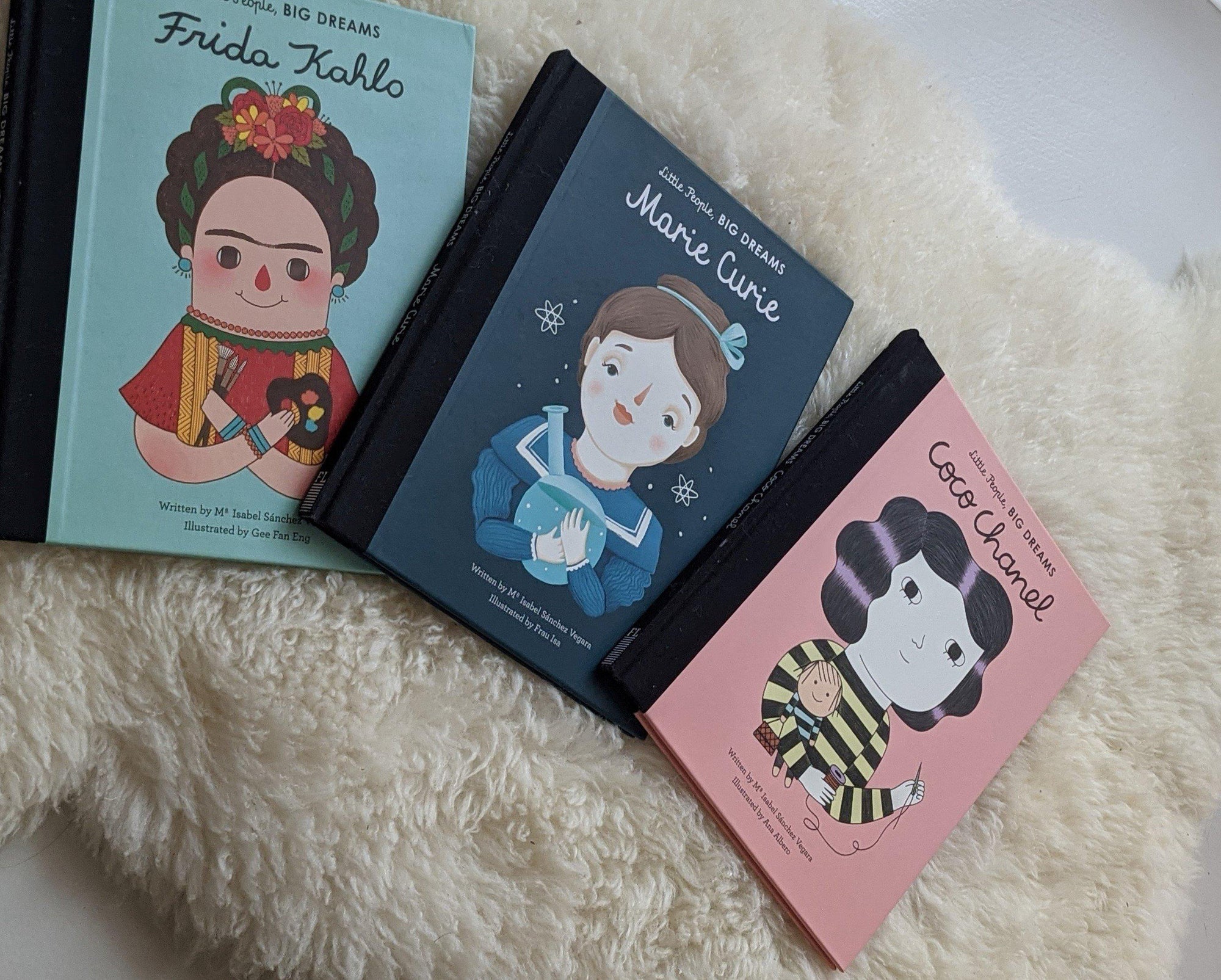 Petite &amp; Grande - Frida Kahlo (Français) Relié - MintyWendy